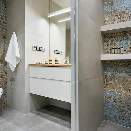 Aparthotel Privilege Suites 4*