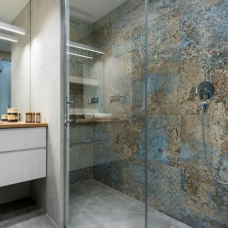 Aparthotel Privilege Suites 4*