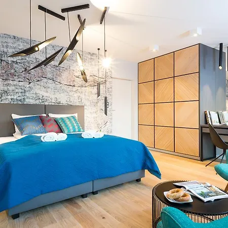 Aparthotel Privilege Suites 4*